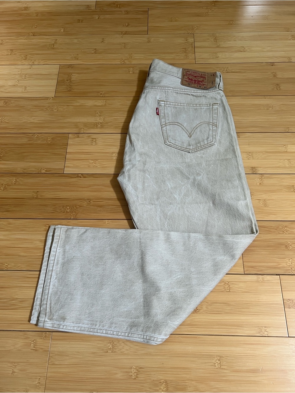 Levi's Men's Light Gray Straight Leg Jeans